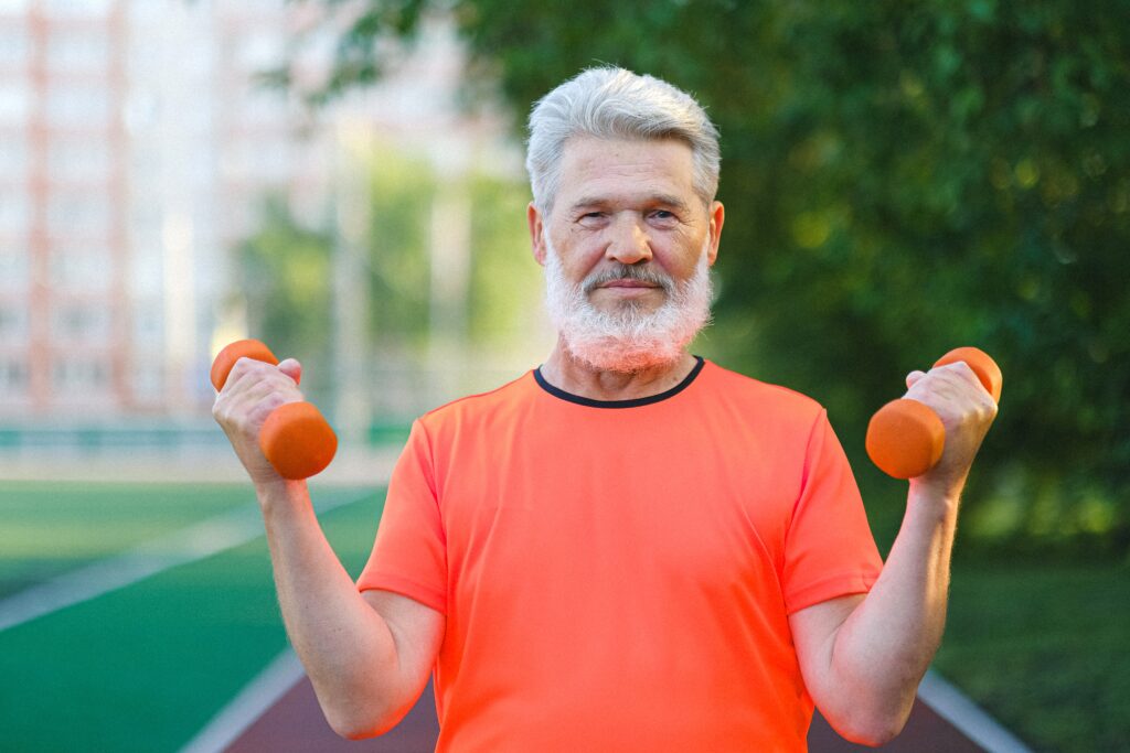 La prise de masse musculaire après 80 ans : Défis et opportunités